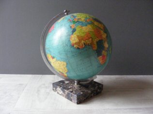 French Earth Globe
